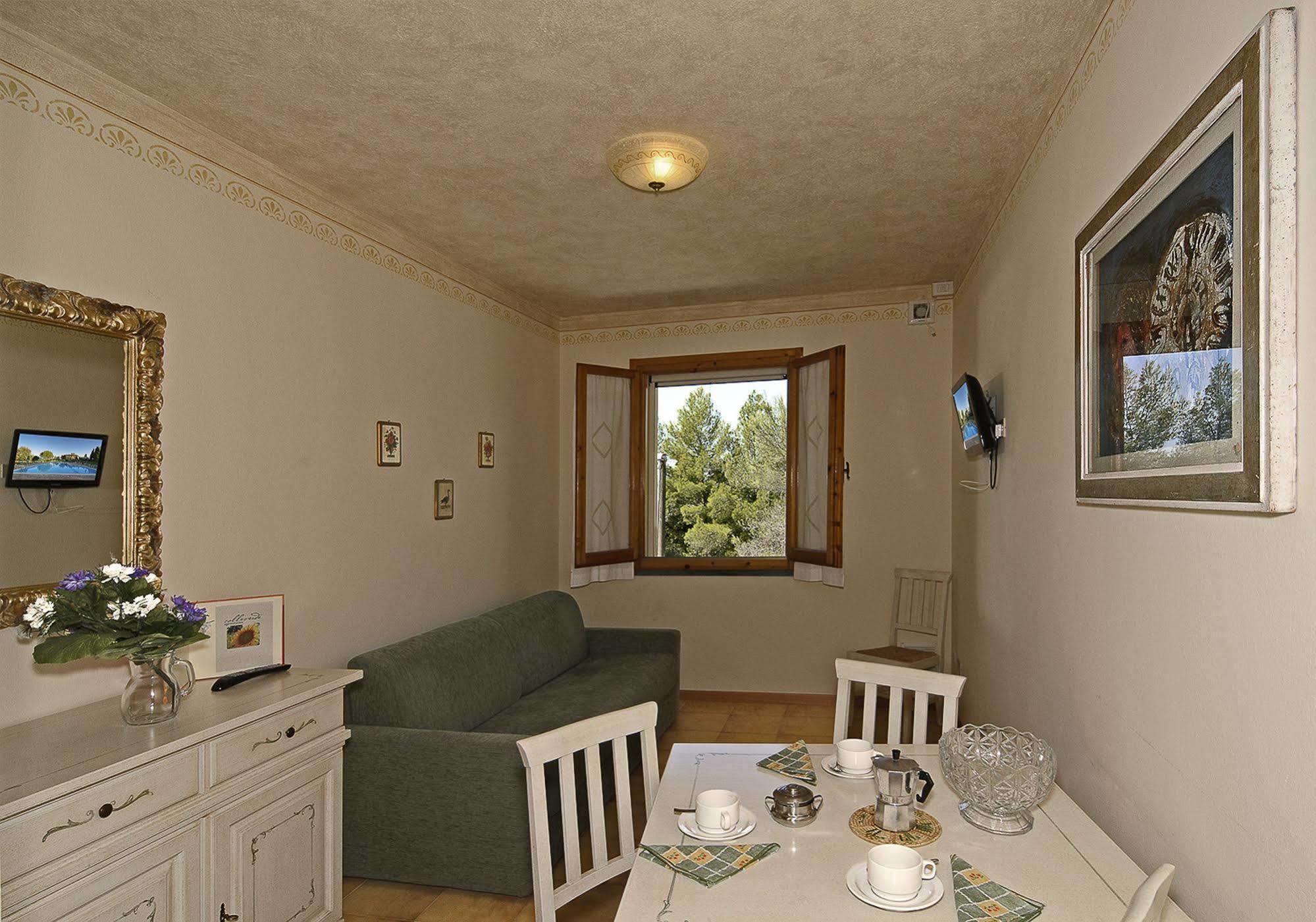 Agriturismo Colleverde Selvatelle Luaran gambar