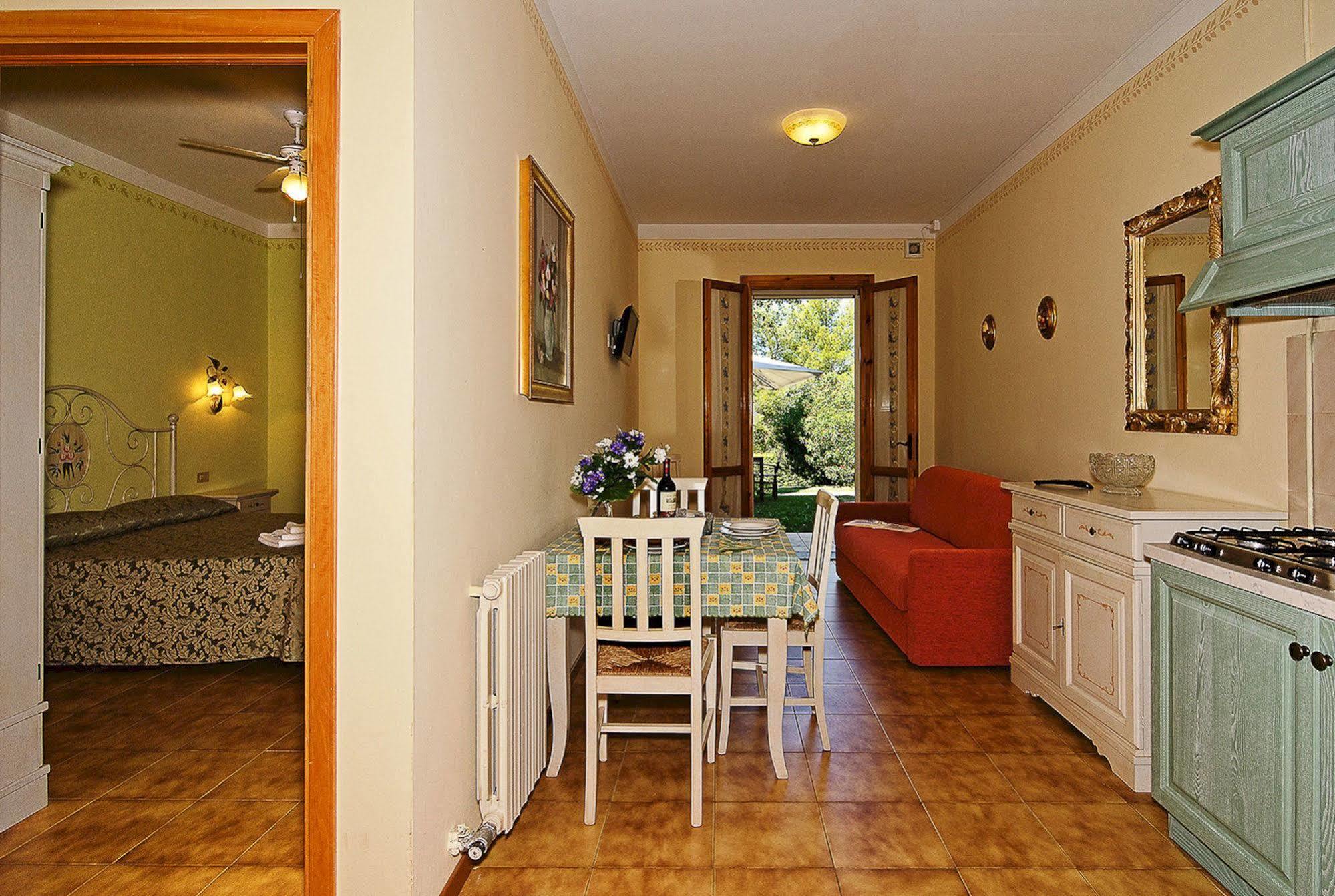 Agriturismo Colleverde Selvatelle Luaran gambar